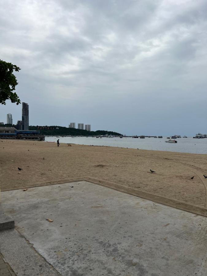 Lewiinski'S Hotel Pattaya ภายนอก รูปภาพ