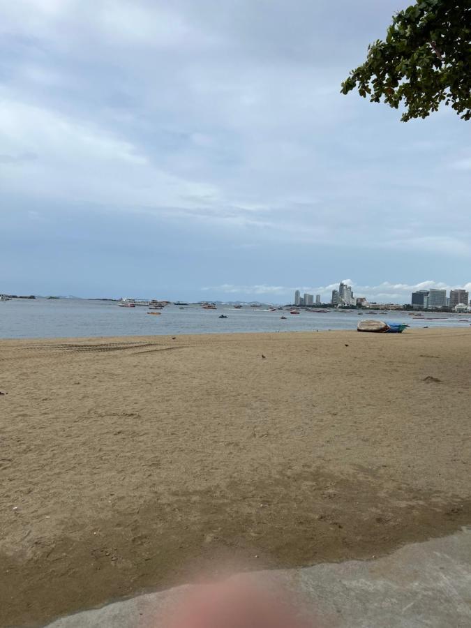 Lewiinski'S Hotel Pattaya ภายนอก รูปภาพ