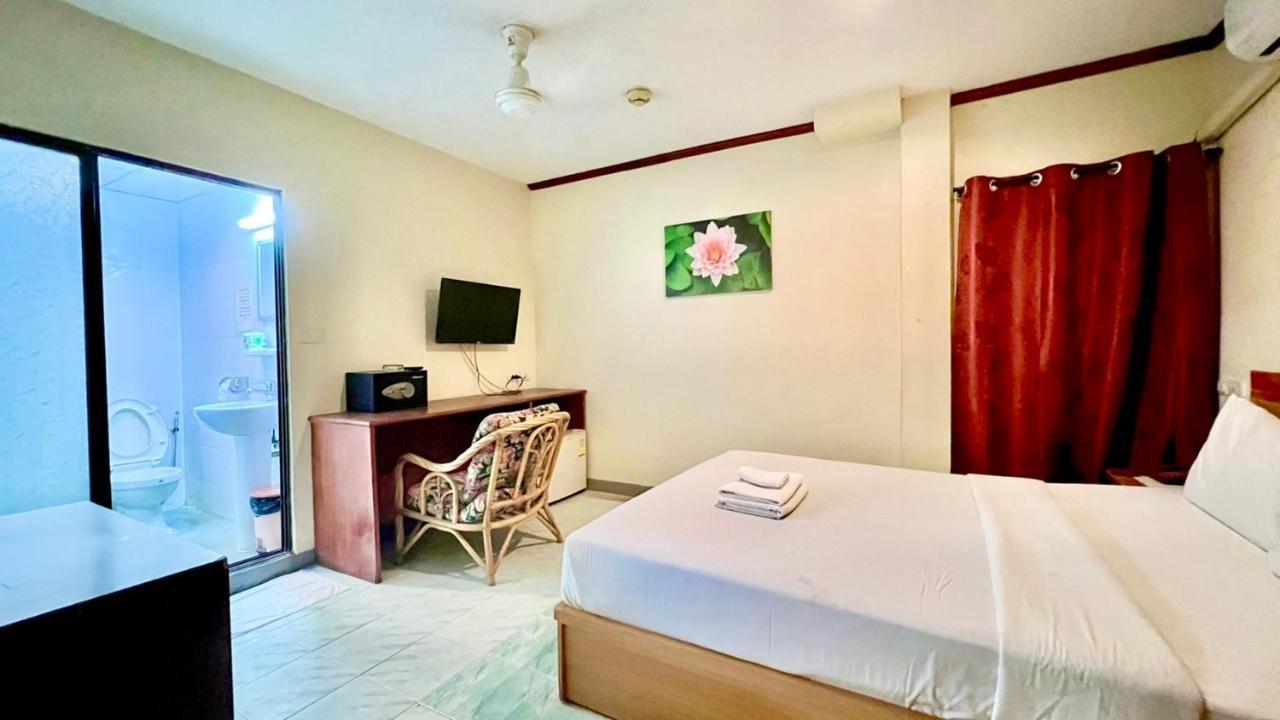 Lewiinski'S Hotel Pattaya ภายนอก รูปภาพ