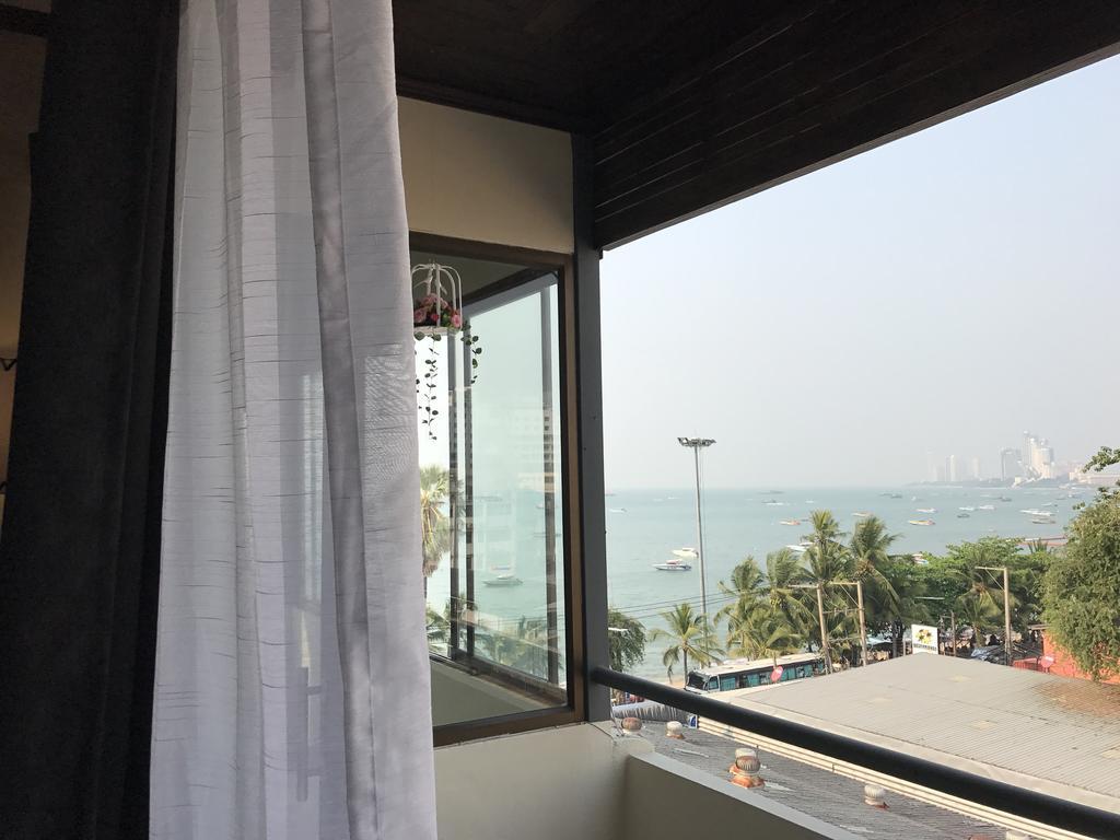 Lewiinski'S Hotel Pattaya ภายนอก รูปภาพ